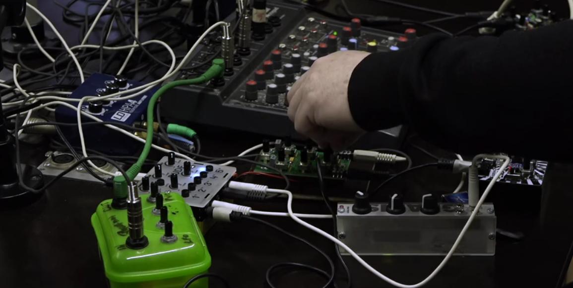 Video: drkmbnt live at Fadimat105!